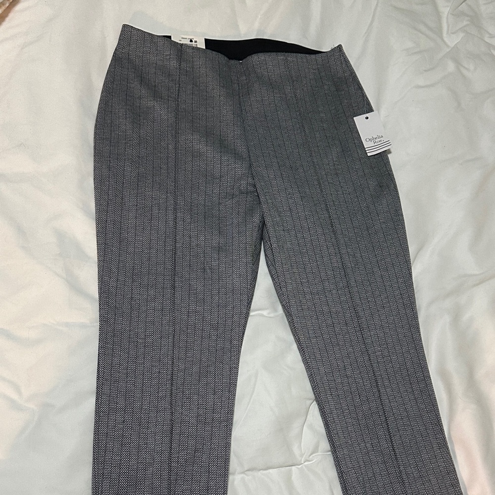 NWT Ophelia Roe Skinny Mid-Rise Dress Pants